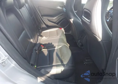 2014 Mercedes-Benz Cla 250 z USA, uszkodzony, nr VIN WDDSJ4EB2EN038224